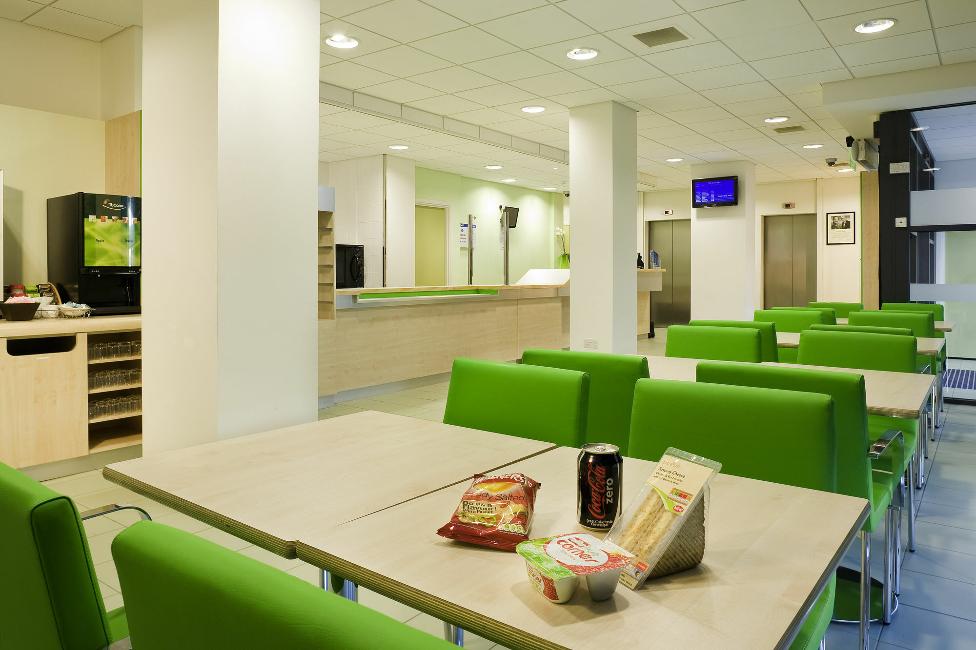 Ibis Budget Birmingham Airport Terminal Building - Nec Bickenhill Exterior photo